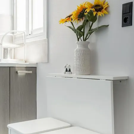 Romantic Love-Nest Studio Near Acropolis & Metro-2